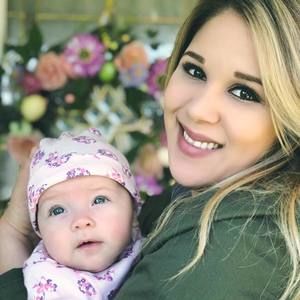 Meet your Posher, Roxanne